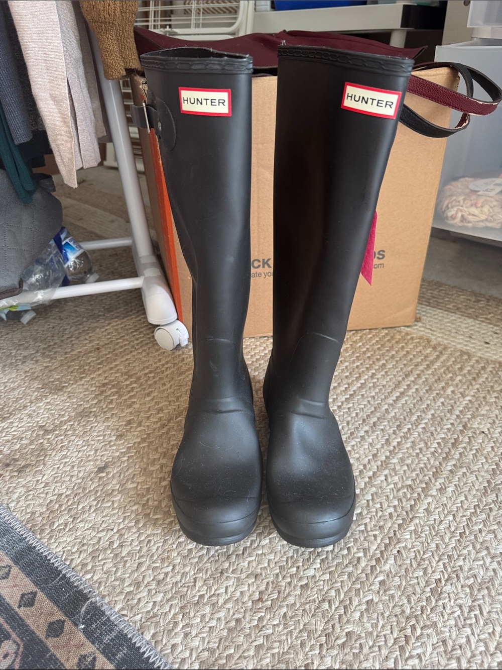 Hunter Black Tall Women's Rain Boots with Red Logo Trim - NWOT Size 8